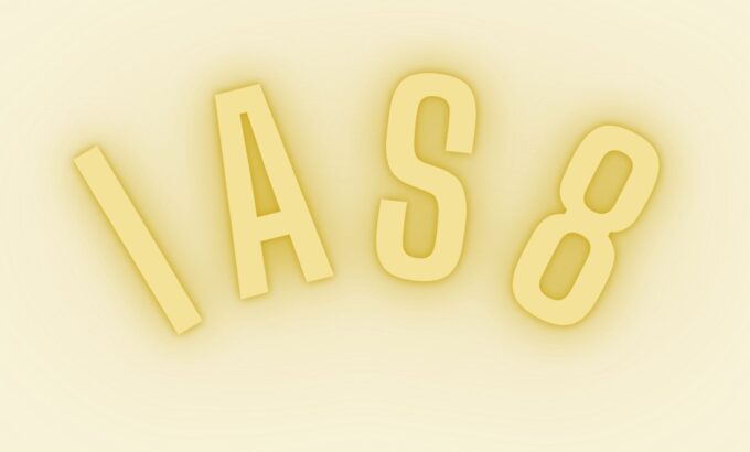IAS 8